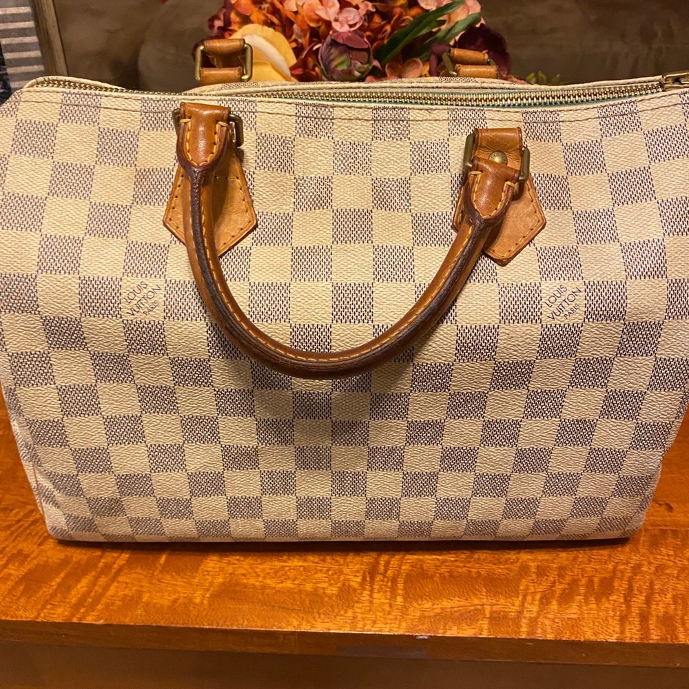 Louis Vuitton Speedy Damier Azur 30 white/grey canvas. 11.8"L × 6.7"W x 8.3"H